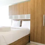 Modern Design 2Br The Springlake Summarecon Apartment By Travelio