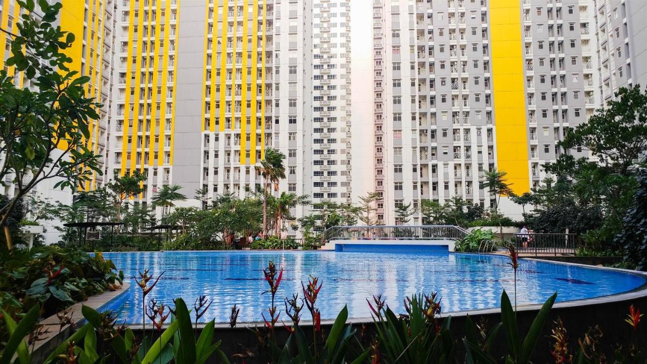 Modern Design 2br The Springlake Summarecon By Travelio * Bekasi