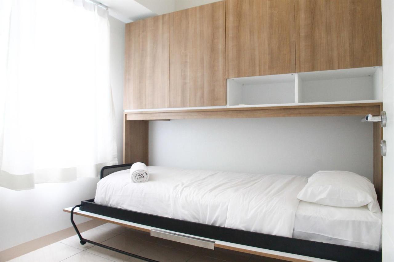 Apartemen Modern Design 2br The Springlake Summarecon By Travelio *